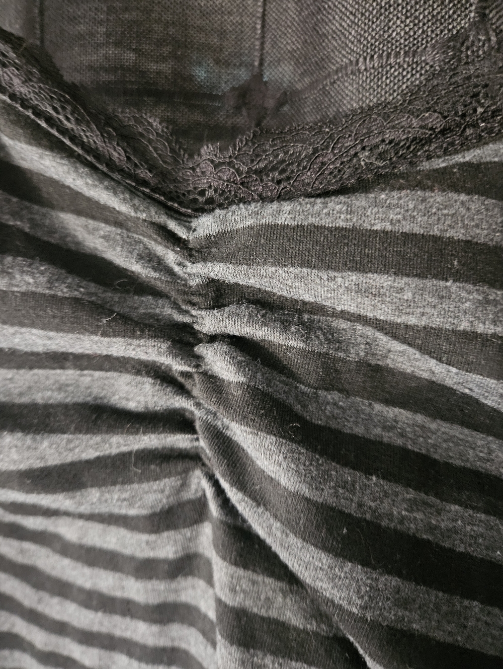 ROMWE Y2K Grunge Striped Cami Tank Top - Grey & Black Lace Trim XS-Bundle & SAVE - Picture 4 of 5